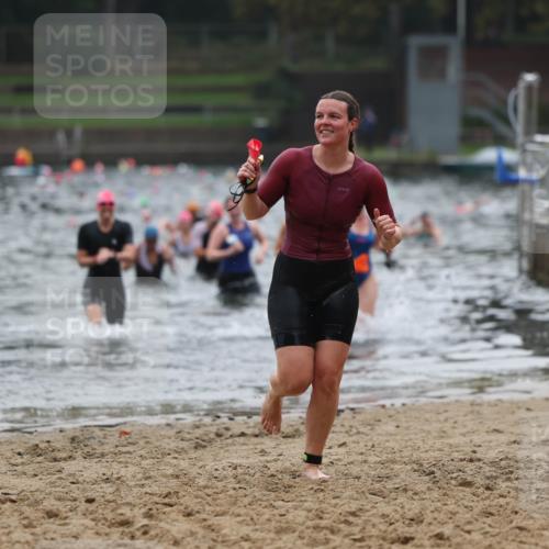 13.09.2026 - Stadtparktriathlon Mo-Foto http://msf.ph/oto/10253703 13.09.2026 10:12:13 Schwimmen 364, 368, 378, 395, 412, 421 meine-sportfotos.de