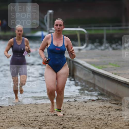 13.09.2026 - Stadtparktriathlon Mo-Foto http://msf.ph/oto/10253720 13.09.2026 10:12:17 Schwimmen 364, 368, 378, 395, 412, 421, 465 meine-sportfotos.de