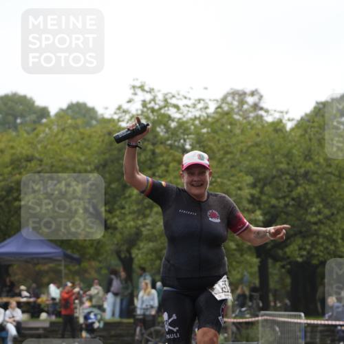 13.09.2026 - Stadtparktriathlon Patografie http://msf.ph/oto/10253772 13.09.2026 10:25:20 Ziel 150 meine-sportfotos.de