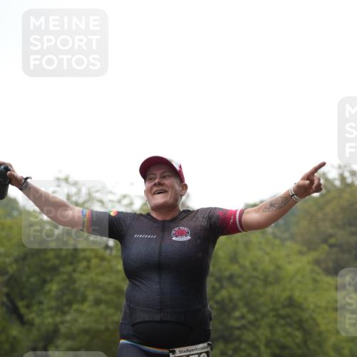 13.09.2026 - Stadtparktriathlon Patografie http://msf.ph/oto/10253779 13.09.2026 10:25:21 Ziel 150 meine-sportfotos.de