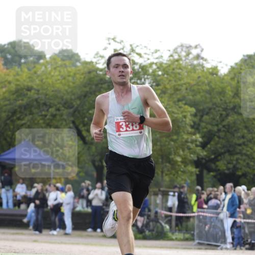 13.09.2026 - Stadtparktriathlon Patografie http://msf.ph/oto/10253816 13.09.2026 10:39:58 Ziel 338 meine-sportfotos.de