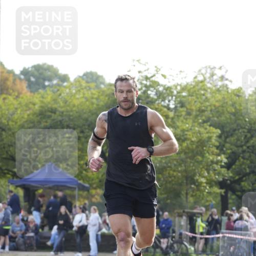 13.09.2026 - Stadtparktriathlon Patografie http://msf.ph/oto/10253823 13.09.2026 10:41:32 Ziel 263 meine-sportfotos.de