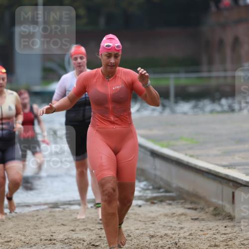 13.09.2026 - Stadtparktriathlon Mo-Foto http://msf.ph/oto/10253835 13.09.2026 10:12:52 Schwimmen 346, 372, 383, 390, 414, 432, 447 meine-sportfotos.de