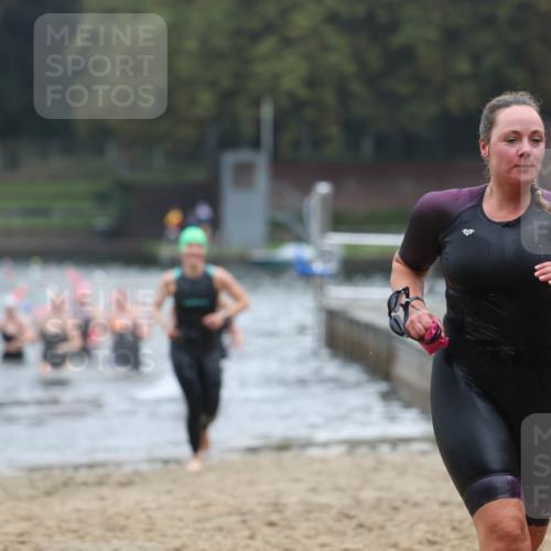 13.09.2026 - Stadtparktriathlon Mo-Foto http://msf.ph/oto/10253870 13.09.2026 10:13:05 Schwimmen 357, 390, 415, 428, 433, 443, 450, 462 meine-sportfotos.de