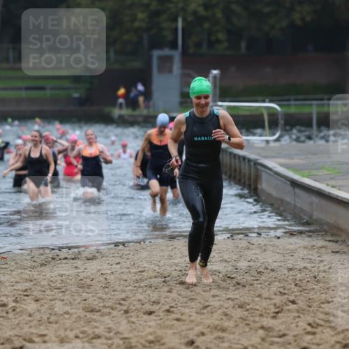 13.09.2026 - Stadtparktriathlon Mo-Foto http://msf.ph/oto/10253874 13.09.2026 10:13:07 Schwimmen 347, 357, 390, 415, 428, 430, 433, 443, 450, 461, 462 meine-sportfotos.de