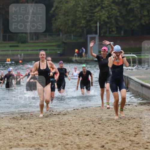 13.09.2026 - Stadtparktriathlon Mo-Foto http://msf.ph/oto/10253885 13.09.2026 10:13:12 Schwimmen 347, 357, 385, 415, 428, 430, 433, 434, 443, 450, 461, 462 meine-sportfotos.de