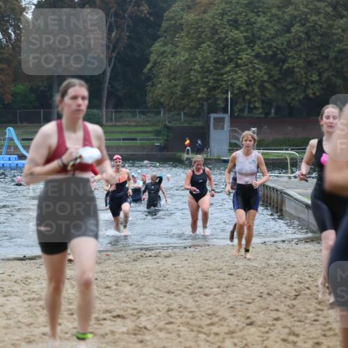 13.09.2026 - Stadtparktriathlon Mo-Foto http://msf.ph/oto/10253952 13.09.2026 10:13:36 Schwimmen 358, 381, 386, 387, 392, 399, 400, 406, 419, 420, 422, 429, 437, 445 meine-sportfotos.de