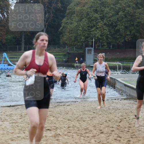 13.09.2026 - Stadtparktriathlon Mo-Foto http://msf.ph/oto/10253953 13.09.2026 10:13:36 Schwimmen 358, 381, 386, 387, 392, 399, 400, 406, 419, 420, 422, 429, 437, 445 meine-sportfotos.de