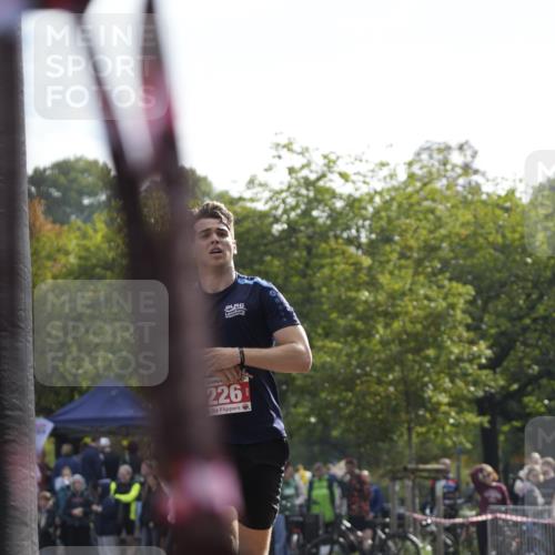 13.09.2026 - Stadtparktriathlon Patografie http://msf.ph/oto/10253986 13.09.2026 10:46:11 Ziel 215, 226 meine-sportfotos.de