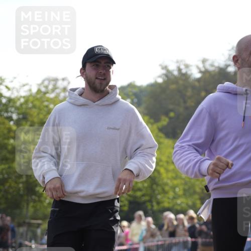 13.09.2026 - Stadtparktriathlon Patografie http://msf.ph/oto/10254008 13.09.2026 10:46:45 Ziel 213 meine-sportfotos.de