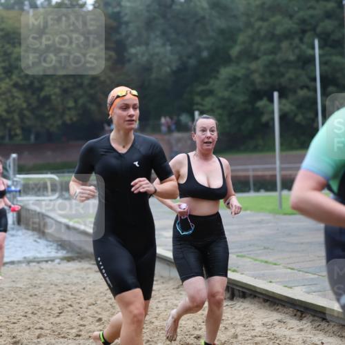 13.09.2026 - Stadtparktriathlon Mo-Foto http://msf.ph/oto/10254019 13.09.2026 10:13:53 Schwimmen 371, 398, 401, 419, 445, 449, 452, 457 meine-sportfotos.de