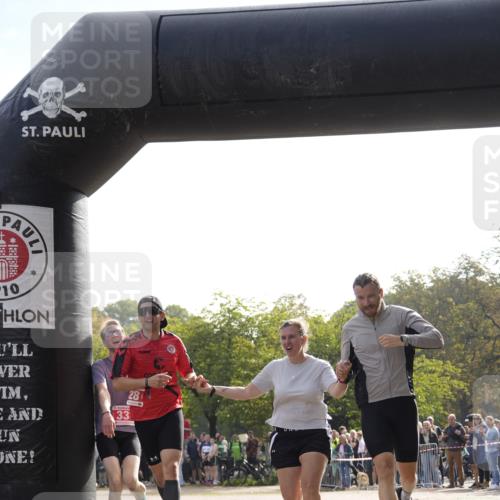13.09.2026 - Stadtparktriathlon Patografie http://msf.ph/oto/10254021 13.09.2026 10:47:16 Ziel 328, 333 meine-sportfotos.de