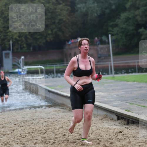 13.09.2026 - Stadtparktriathlon Mo-Foto http://msf.ph/oto/10254033 13.09.2026 10:13:56 Schwimmen 371, 398, 401, 449, 452, 457 meine-sportfotos.de