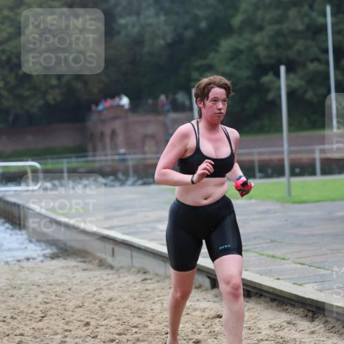 13.09.2026 - Stadtparktriathlon Mo-Foto http://msf.ph/oto/10254037 13.09.2026 10:13:57 Schwimmen 371, 398, 401, 452, 457 meine-sportfotos.de