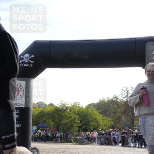 13.09.2026 - Stadtparktriathlon Patografie http://msf.ph/oto/10254038 13.09.2026 10:48:22 Ziel 211, 327 meine-sportfotos.de