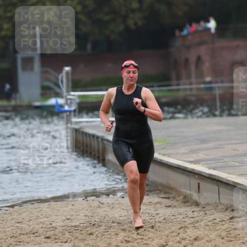 13.09.2026 - Stadtparktriathlon Mo-Foto http://msf.ph/oto/10254044 13.09.2026 10:13:59 Schwimmen 366, 371, 401, 403, 452, 457 meine-sportfotos.de