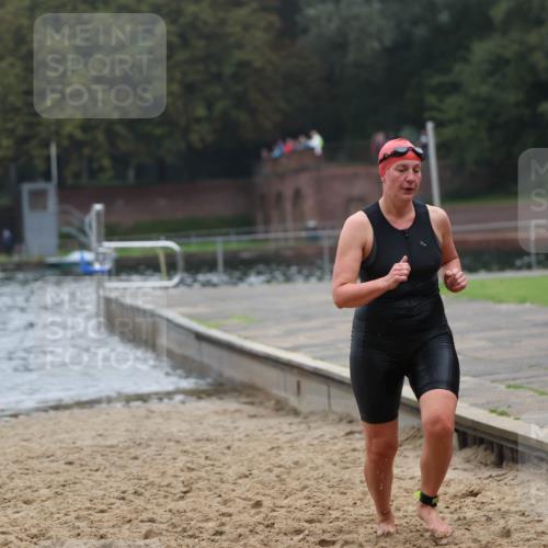 13.09.2026 - Stadtparktriathlon Mo-Foto http://msf.ph/oto/10254052 13.09.2026 10:14:01 Schwimmen 366, 371, 375, 403, 435, 452, 457 meine-sportfotos.de