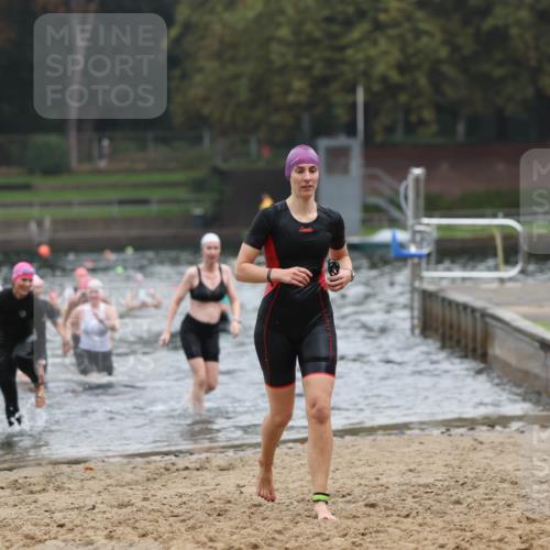 13.09.2026 - Stadtparktriathlon Mo-Foto http://msf.ph/oto/10254061 13.09.2026 10:14:04 Schwimmen 366, 371, 375, 403, 435, 452 meine-sportfotos.de