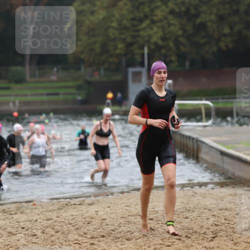 13.09.2026 - Stadtparktriathlon Mo-Foto http://msf.ph/oto/10254064 13.09.2026 10:14:04 Schwimmen 366, 371, 375, 403, 435, 452 meine-sportfotos.de