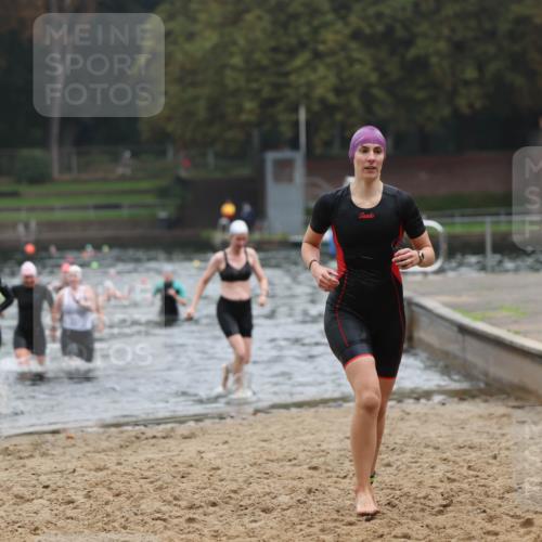 13.09.2026 - Stadtparktriathlon Mo-Foto http://msf.ph/oto/10254066 13.09.2026 10:14:05 Schwimmen 366, 371, 375, 403, 435, 452 meine-sportfotos.de