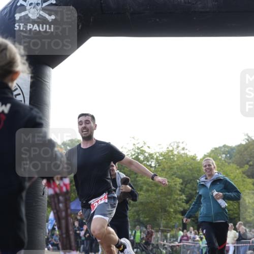 13.09.2026 - Stadtparktriathlon Patografie http://msf.ph/oto/10254072 13.09.2026 10:49:49 Ziel 214 meine-sportfotos.de