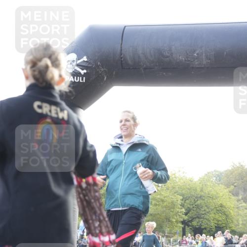 13.09.2026 - Stadtparktriathlon Patografie http://msf.ph/oto/10254079 13.09.2026 10:49:50 Ziel 214 meine-sportfotos.de
