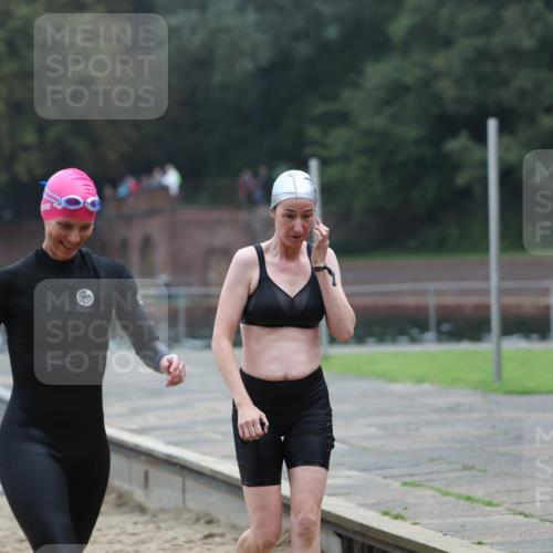 13.09.2026 - Stadtparktriathlon Mo-Foto http://msf.ph/oto/10254088 13.09.2026 10:14:12 Schwimmen 366, 375, 403, 413, 416, 427, 435 meine-sportfotos.de