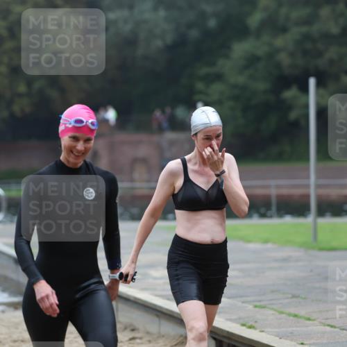 13.09.2026 - Stadtparktriathlon Mo-Foto http://msf.ph/oto/10254090 13.09.2026 10:14:12 Schwimmen 366, 375, 403, 413, 416, 427, 435 meine-sportfotos.de