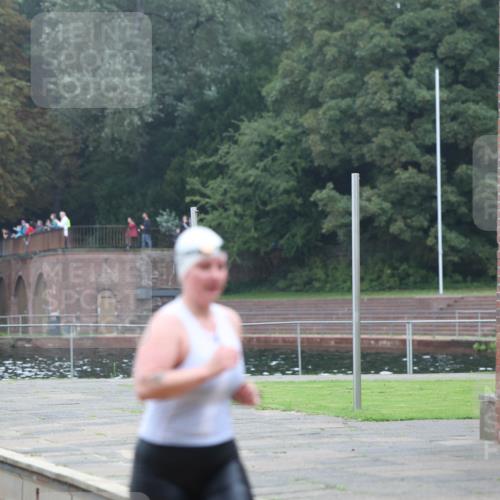 13.09.2026 - Stadtparktriathlon Mo-Foto http://msf.ph/oto/10254101 13.09.2026 10:14:15 Schwimmen 366, 375, 403, 413, 416, 427, 435 meine-sportfotos.de