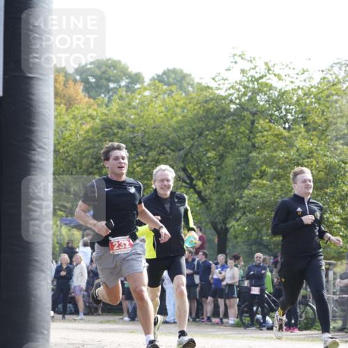13.09.2026 - Stadtparktriathlon Patografie http://msf.ph/oto/10254126 13.09.2026 10:51:34 Ziel 232 meine-sportfotos.de
