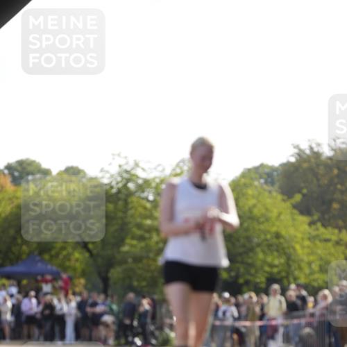 13.09.2026 - Stadtparktriathlon Patografie http://msf.ph/oto/10254173 13.09.2026 10:52:59 Ziel 312 meine-sportfotos.de