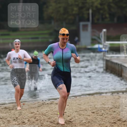 13.09.2026 - Stadtparktriathlon Mo-Foto http://msf.ph/oto/10254191 13.09.2026 10:14:37 Schwimmen 370, 410, 431, 456, 460 meine-sportfotos.de