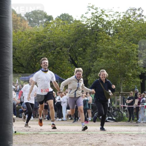 13.09.2026 - Stadtparktriathlon Patografie http://msf.ph/oto/10254193 13.09.2026 10:54:48 Ziel 225, 257 meine-sportfotos.de