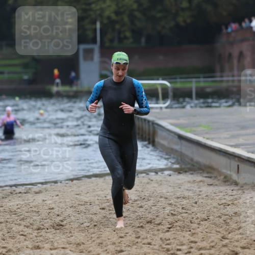 13.09.2026 - Stadtparktriathlon Mo-Foto http://msf.ph/oto/10254213 13.09.2026 10:14:42 Schwimmen 370, 410, 460 meine-sportfotos.de