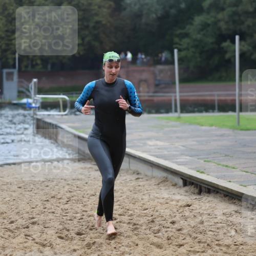 13.09.2026 - Stadtparktriathlon Mo-Foto http://msf.ph/oto/10254219 13.09.2026 10:14:43 Schwimmen 370, 410, 460 meine-sportfotos.de