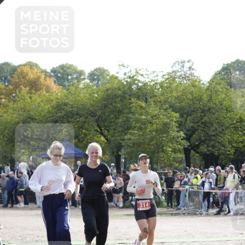 13.09.2026 - Stadtparktriathlon Patografie http://msf.ph/oto/10254220 13.09.2026 10:55:27 Ziel 287, 300, 314 meine-sportfotos.de