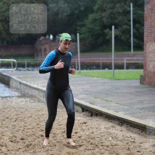 13.09.2026 - Stadtparktriathlon Mo-Foto http://msf.ph/oto/10254221 13.09.2026 10:14:44 Schwimmen 370, 410, 442 meine-sportfotos.de