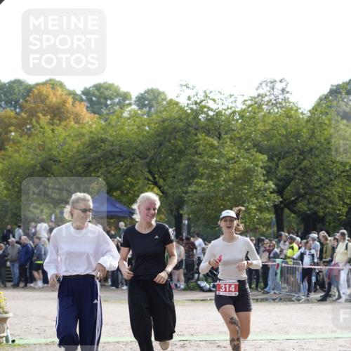 13.09.2026 - Stadtparktriathlon Patografie http://msf.ph/oto/10254222 13.09.2026 10:55:27 Ziel 287, 300, 314 meine-sportfotos.de