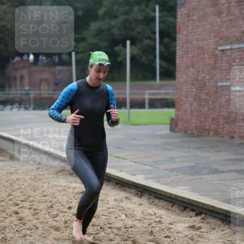 13.09.2026 - Stadtparktriathlon Mo-Foto http://msf.ph/oto/10254223 13.09.2026 10:14:44 Schwimmen 370, 410, 442 meine-sportfotos.de