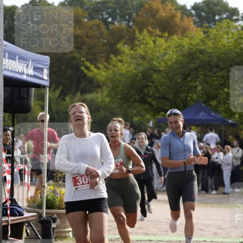 13.09.2026 - Stadtparktriathlon Patografie http://msf.ph/oto/10254232 13.09.2026 10:55:34 Ziel 216, 217, 228, 287, 300, 314 meine-sportfotos.de