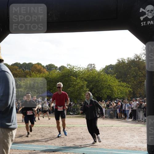 13.09.2026 - Stadtparktriathlon Patografie http://msf.ph/oto/10254243 13.09.2026 10:55:37 Ziel 216, 217, 228, 287, 300 meine-sportfotos.de