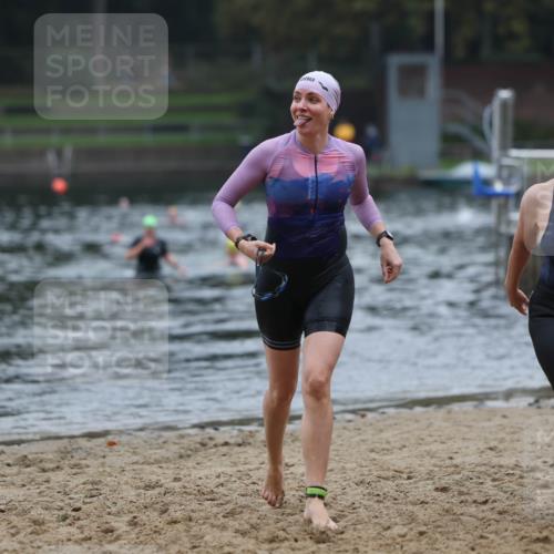 13.09.2026 - Stadtparktriathlon Mo-Foto http://msf.ph/oto/10254245 13.09.2026 10:14:56 Schwimmen 423, 442 meine-sportfotos.de