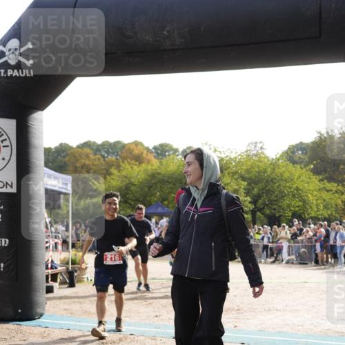 13.09.2026 - Stadtparktriathlon Patografie http://msf.ph/oto/10254250 13.09.2026 10:55:39 Ziel 216, 217, 228, 287, 300 meine-sportfotos.de