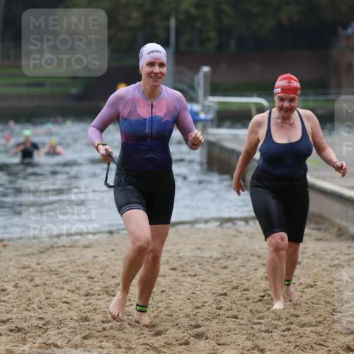 13.09.2026 - Stadtparktriathlon Mo-Foto http://msf.ph/oto/10254251 13.09.2026 10:14:57 Schwimmen 423, 442 meine-sportfotos.de
