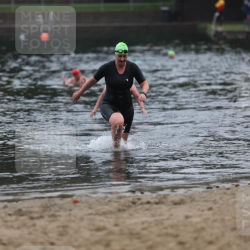13.09.2026 - Stadtparktriathlon Mo-Foto http://msf.ph/oto/10254271 13.09.2026 10:15:11 Schwimmen 464 meine-sportfotos.de