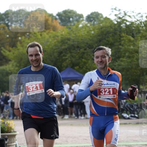 13.09.2026 - Stadtparktriathlon Patografie http://msf.ph/oto/10254272 13.09.2026 10:55:59 Ziel 321 meine-sportfotos.de