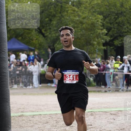 13.09.2026 - Stadtparktriathlon Patografie http://msf.ph/oto/10254284 13.09.2026 10:56:21 Ziel 341 meine-sportfotos.de