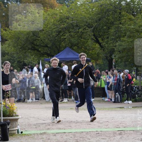 13.09.2026 - Stadtparktriathlon Patografie http://msf.ph/oto/10254286 13.09.2026 10:56:30 Ziel 264, 301 meine-sportfotos.de