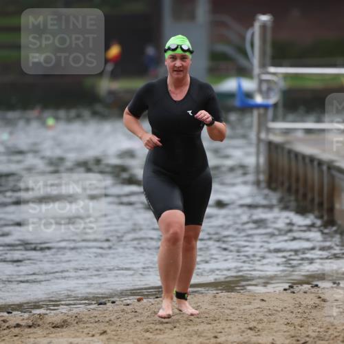 13.09.2026 - Stadtparktriathlon Mo-Foto http://msf.ph/oto/10254288 13.09.2026 10:15:17 Schwimmen 464 meine-sportfotos.de