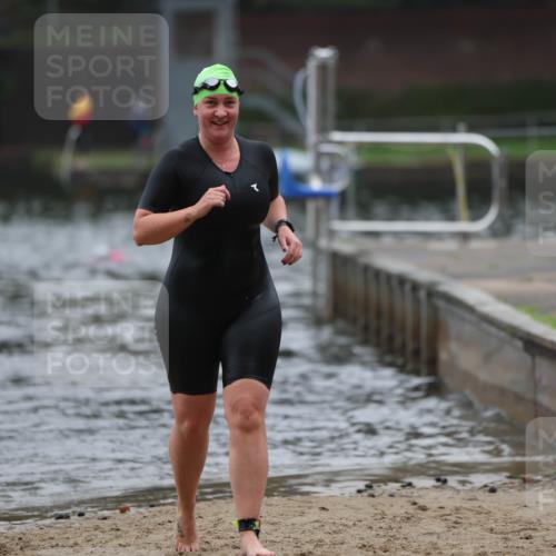 13.09.2026 - Stadtparktriathlon Mo-Foto http://msf.ph/oto/10254290 13.09.2026 10:15:17 Schwimmen 464 meine-sportfotos.de